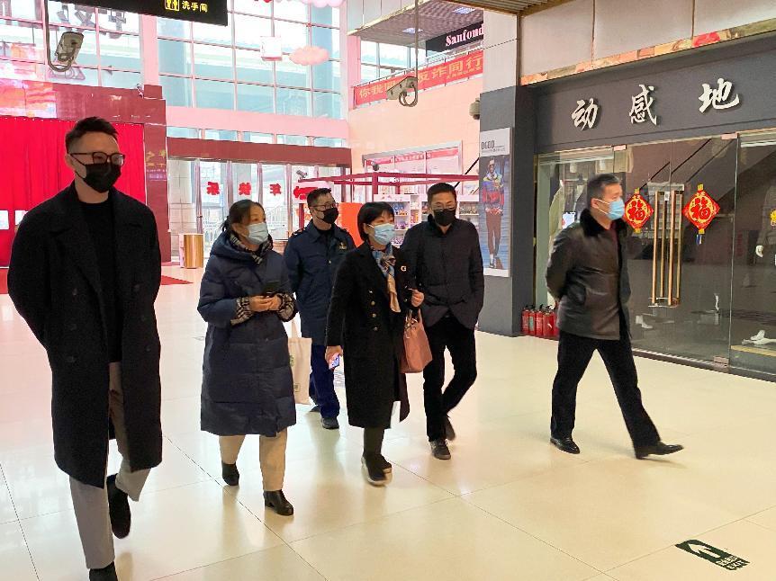 杭州市市场监视管理局市场处姚如滔处长莅临钱江商城开展入口商品疫情防控指导事情