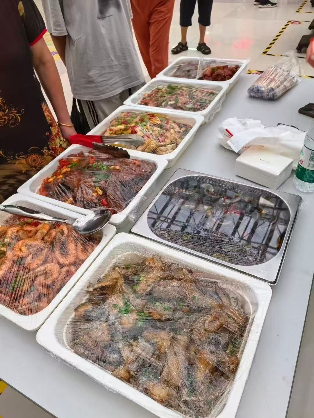 钱江商城便民外摆火热开启点亮夏日“好食光”